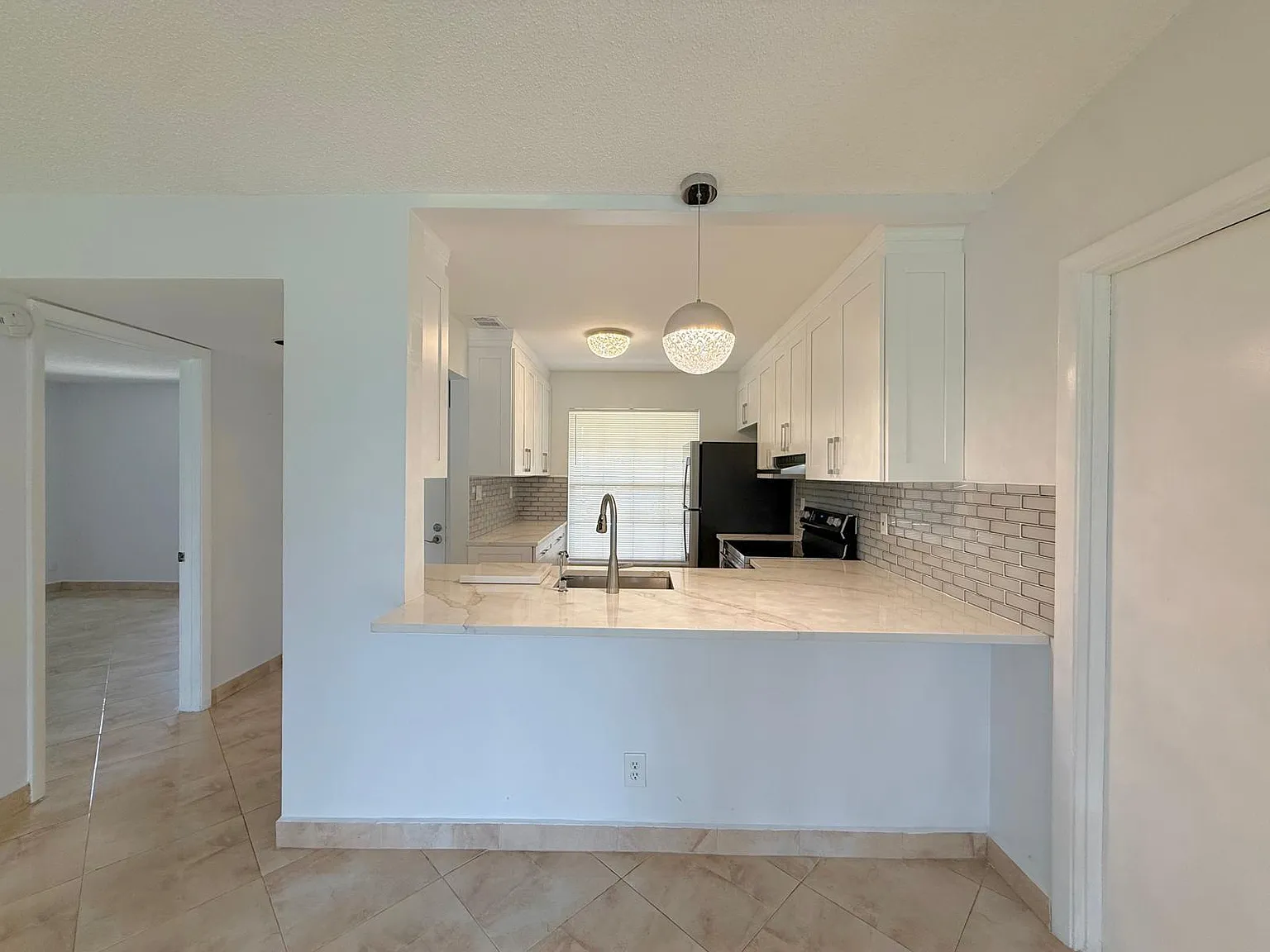 2 bed, 2.0 bath, 1112 sqft, $2,450 — Photo 4