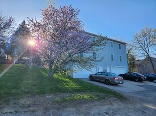 1A Rosamond St, Worcester, MA 01604