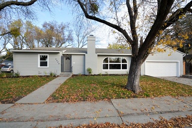1st image of 2934 Kensington Way