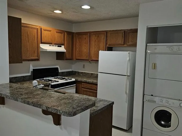 414 Edpas Rd — Photo 9