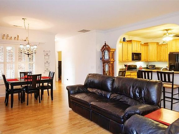 5th image of 5835 Kenville Green Cir