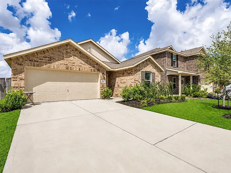 9815 Bellwick Hollow Ct — Photo 2