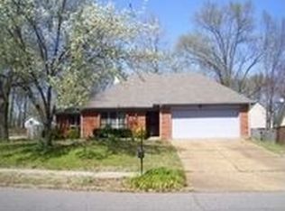 7350 Germanshire Ln, Memphis, TN 38125