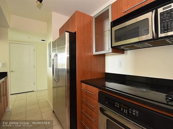5th image of 600 W Las Olas Blvd APT 1106