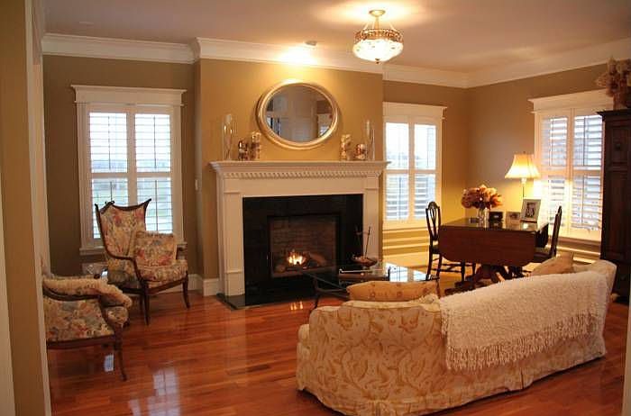 Great Room w/fireplace