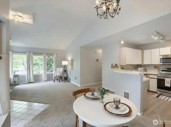 9210 Market Place #F202, Lake Stevens, WA 98258