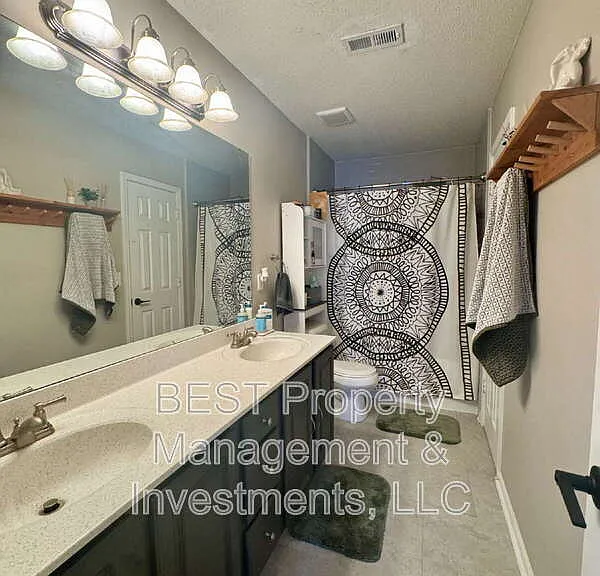 8130 Kings Creek Dr — Photo 26