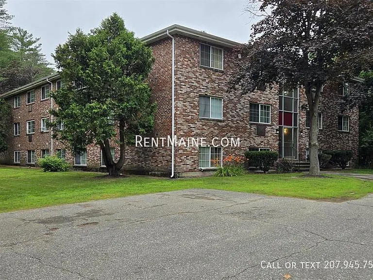 10 Tall Pines Dr #7 — Photo 16