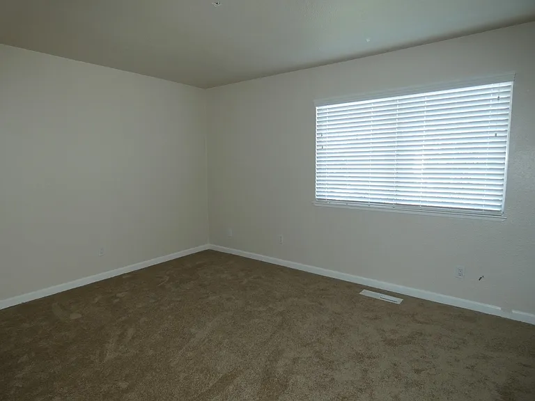128 Arcadia Dr — Photo 12