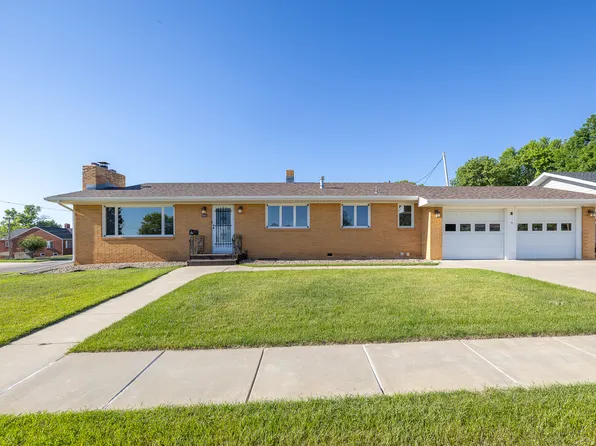 903 Saint Francis St, Rapid City, SD 57701