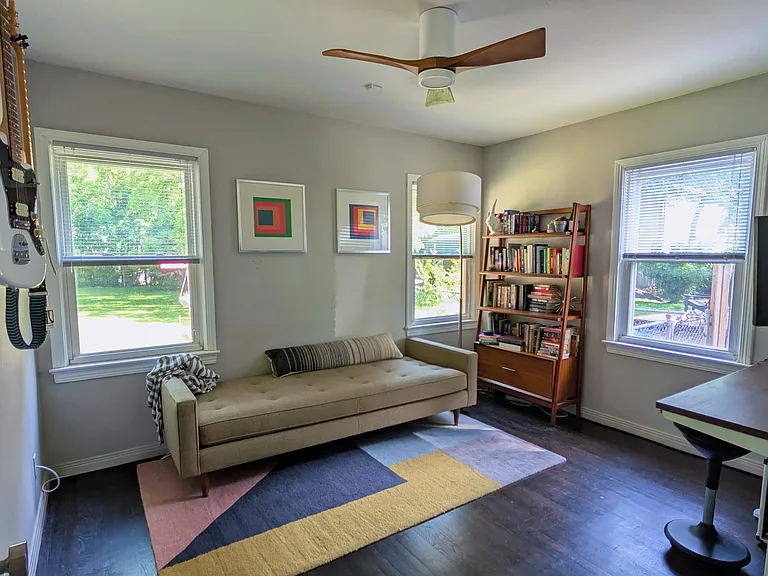 10026 Lake Gardens Dr — Photo 13