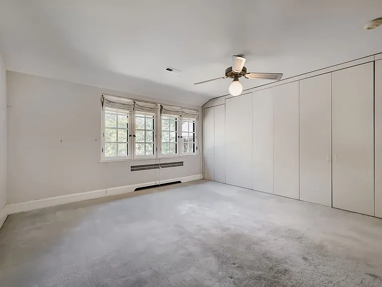 125 N Gaylord St — Photo 22