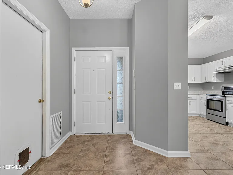 1108 Hidden Cove Cir S — Photo 6