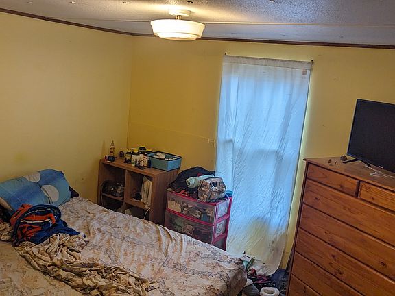 4th image of 246 N G St