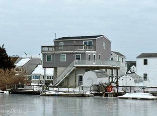 27 Robert Drive, Manahawkin, NJ