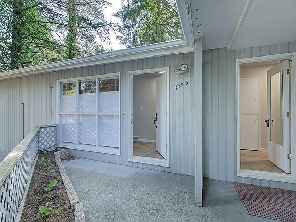 2nd image of 1435 Bellevue Way SE