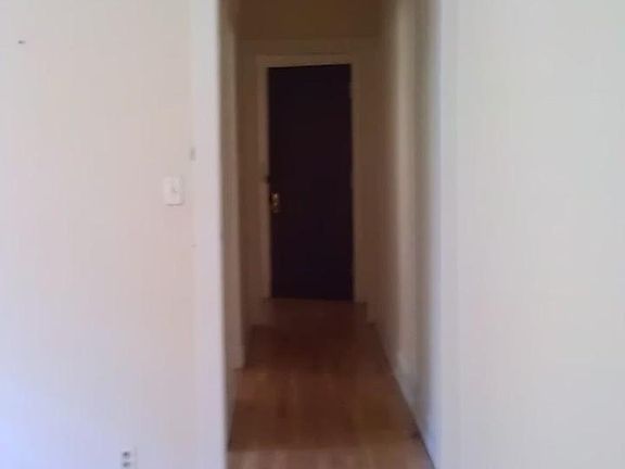 5th image of 1613 W Albion Ave #2