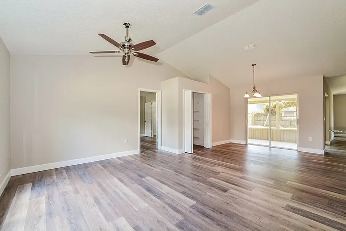 2897 Grayton St — Photo 3