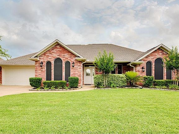 3rd image of 9329 Whitney Ln