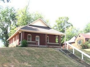 606 Santa Fe Trl, Boonville, MO 65233