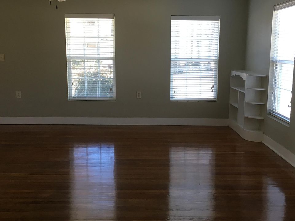 1st image of 903 S College St