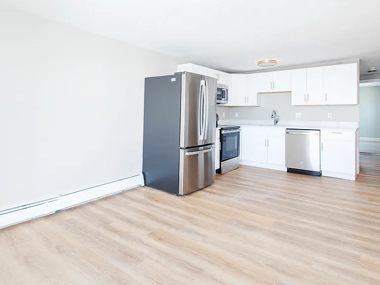 487 Ocean Blvd #3 — Photo 4