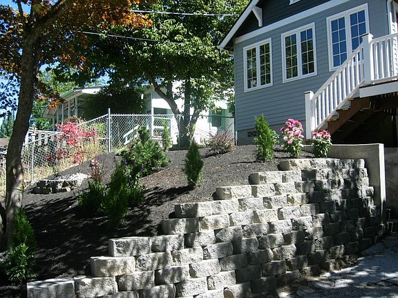 2nd image of 1118 Central St SE