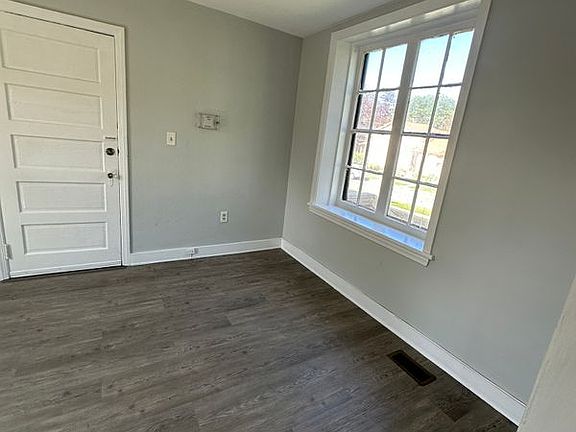 3rd image of 14 S Lewis St APT 7