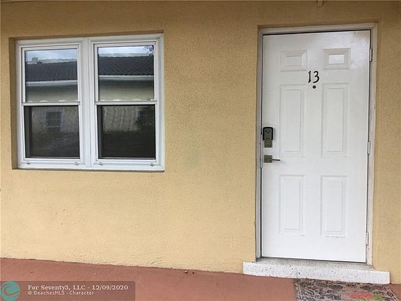 2nd image of 2607 NE 8th Ave APT 13