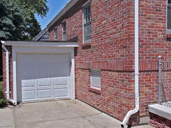 4th image of 5115 Charles St