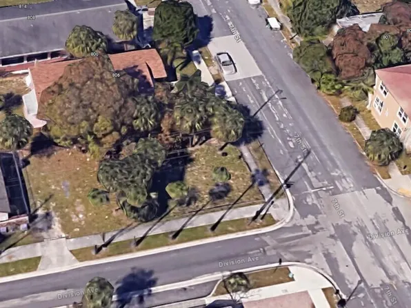 800 7th Street, West Palm Beach, FL 33401