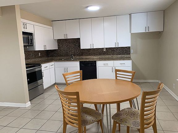 4th image of 3505 N 23rd Ln APT 207