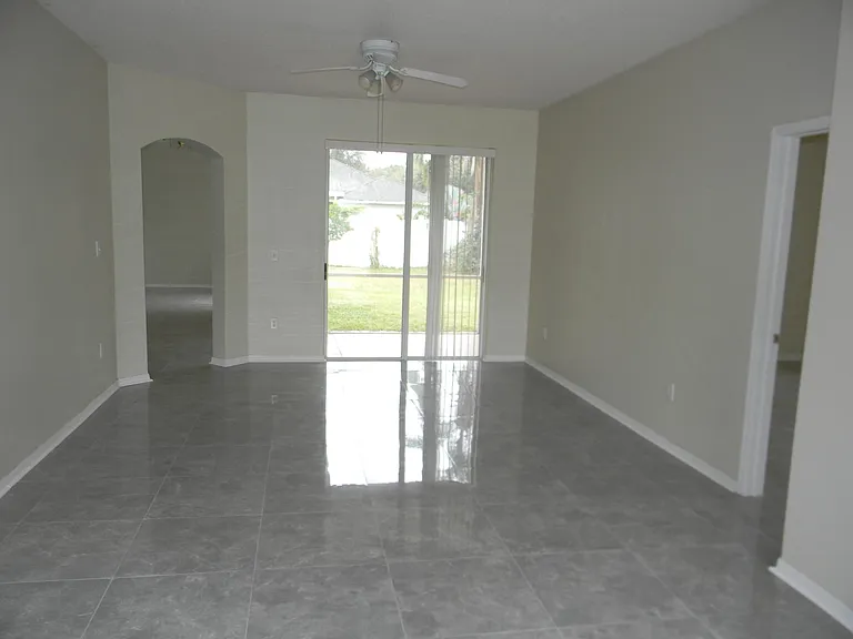 29026 Landbridge St — Photo 4