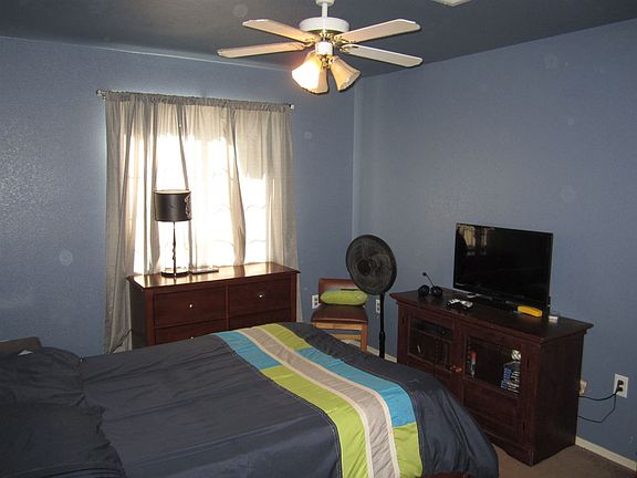 5th image of 9740 E 37th Pl