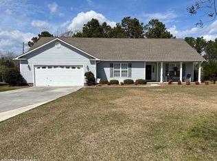 700 Old Hammock Rd, Swansboro, NC 28584