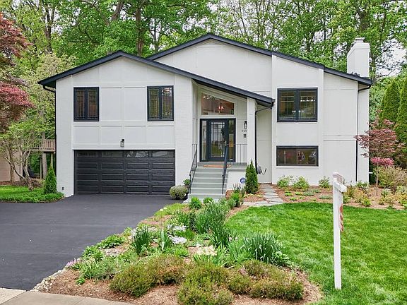 3rd image of 9430 Talisman Dr