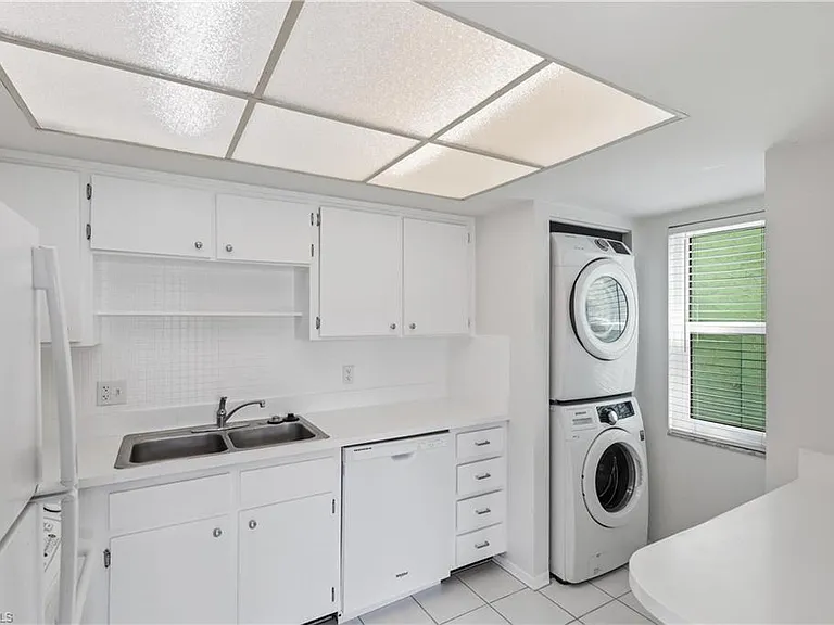 1400 Pompei Ln #53 — Photo 8