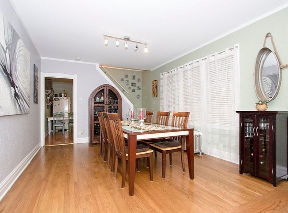 4th image of 3124 N 78th Ave