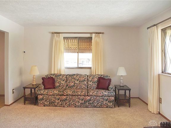 3rd image of 5608 Cranberry Pl