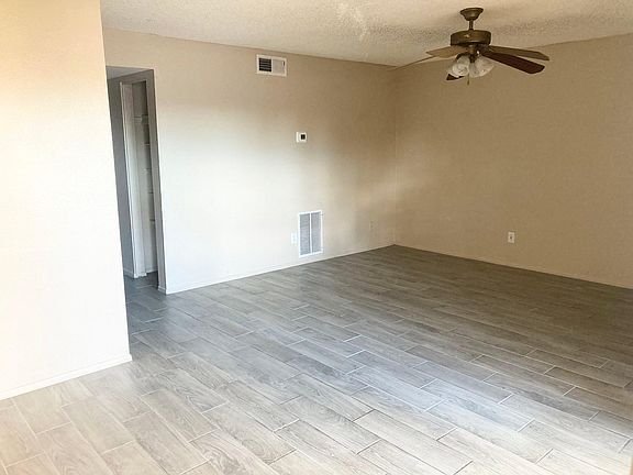 2nd image of 1224 E Evergreen St APT 101