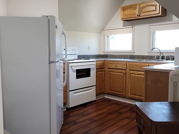 3rd image of 1810 Highland Ave APT 5