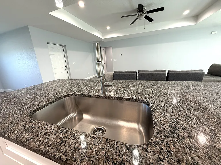 359 Wilton Ave SW — Photo 12