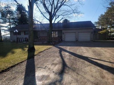 1069 Old State Rd N, Norwalk, OH, 44857
