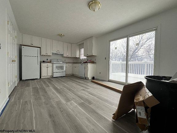 2nd image of 9027 White Willow Way #9027