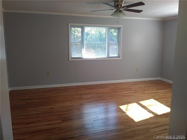 2nd image of 113 Greenfield Ln