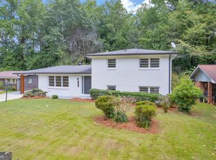 2678 Rainbow Forest Dr, Decatur, GA 30034