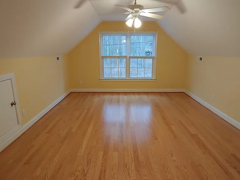 2809 Cowley Rd — Photo 14