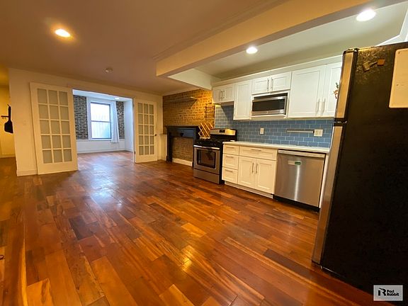 2nd image of 187 Rogers Ave