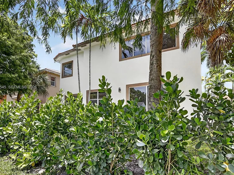 12410 SW 1st St — Photo 46