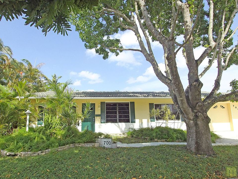 1st image of 700 NW 43rd Ave